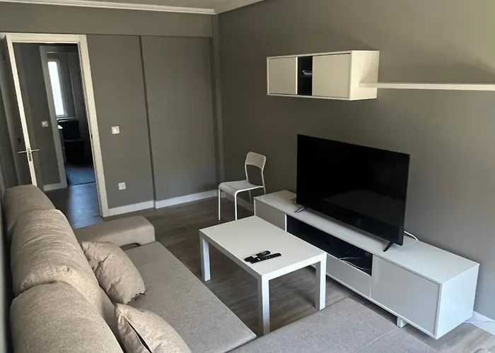 Piso A Un Paso Centro Con Zona Aparcamiento Gratuita