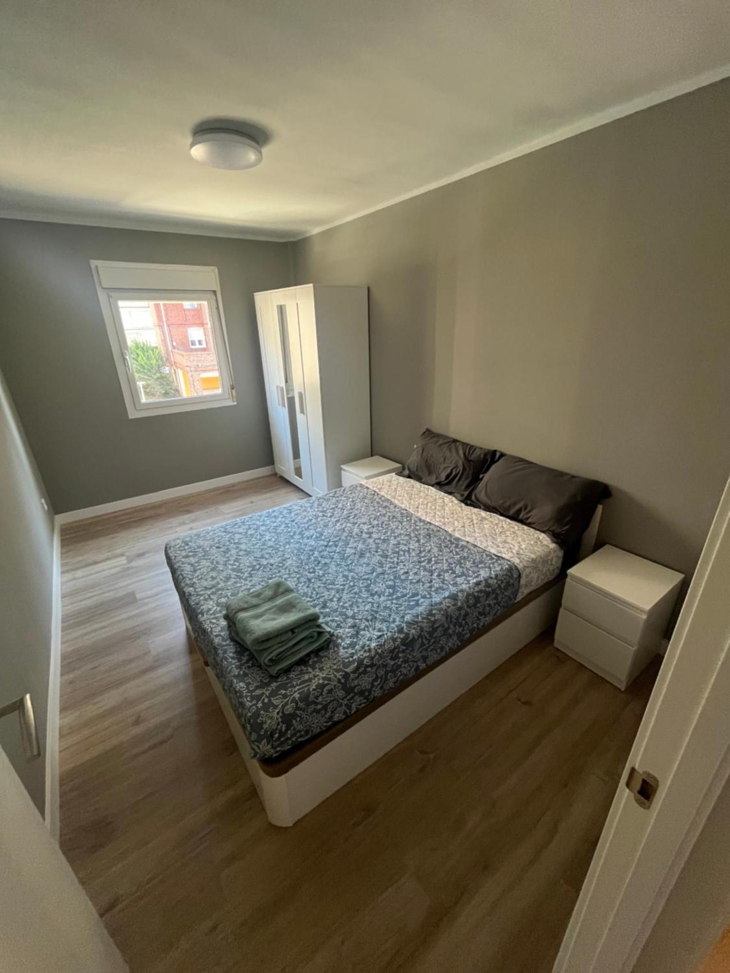 Piso A Un Paso Centro Con Zona Aparcamiento Gratuita Apartment *