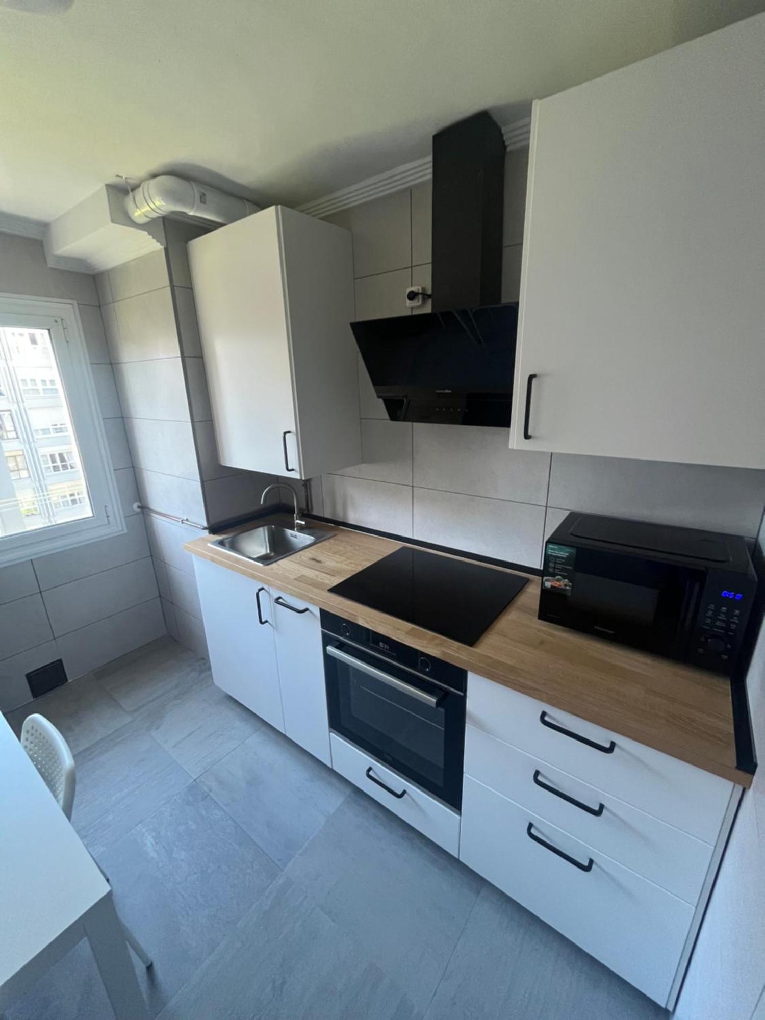 Piso A Un Paso Centro Con Zona Aparcamiento Gratuita Apartment *
